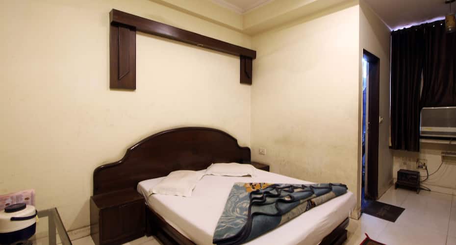 TG Rooms Paharganj 3, New Delhi 3